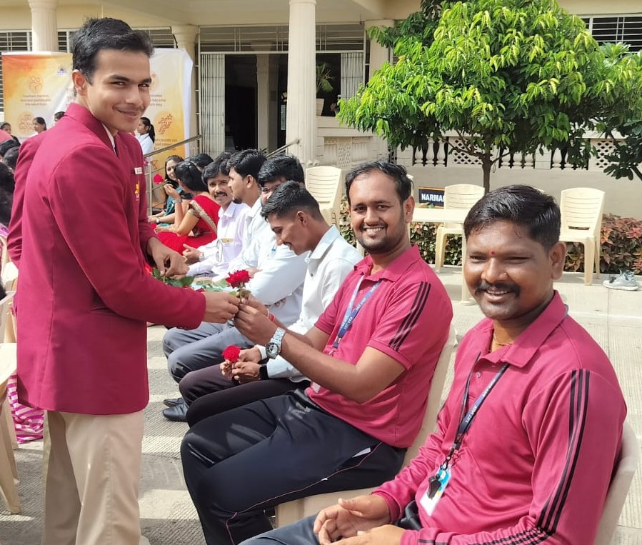 A Heartfelt Tribute to Our Gurus — Guru Pournima Celebrations at MIT VGS Barshi