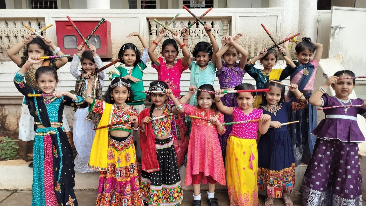 MIT VGS Kothrud Students Embrace the Spirit of Navratri with Garba & Joy
